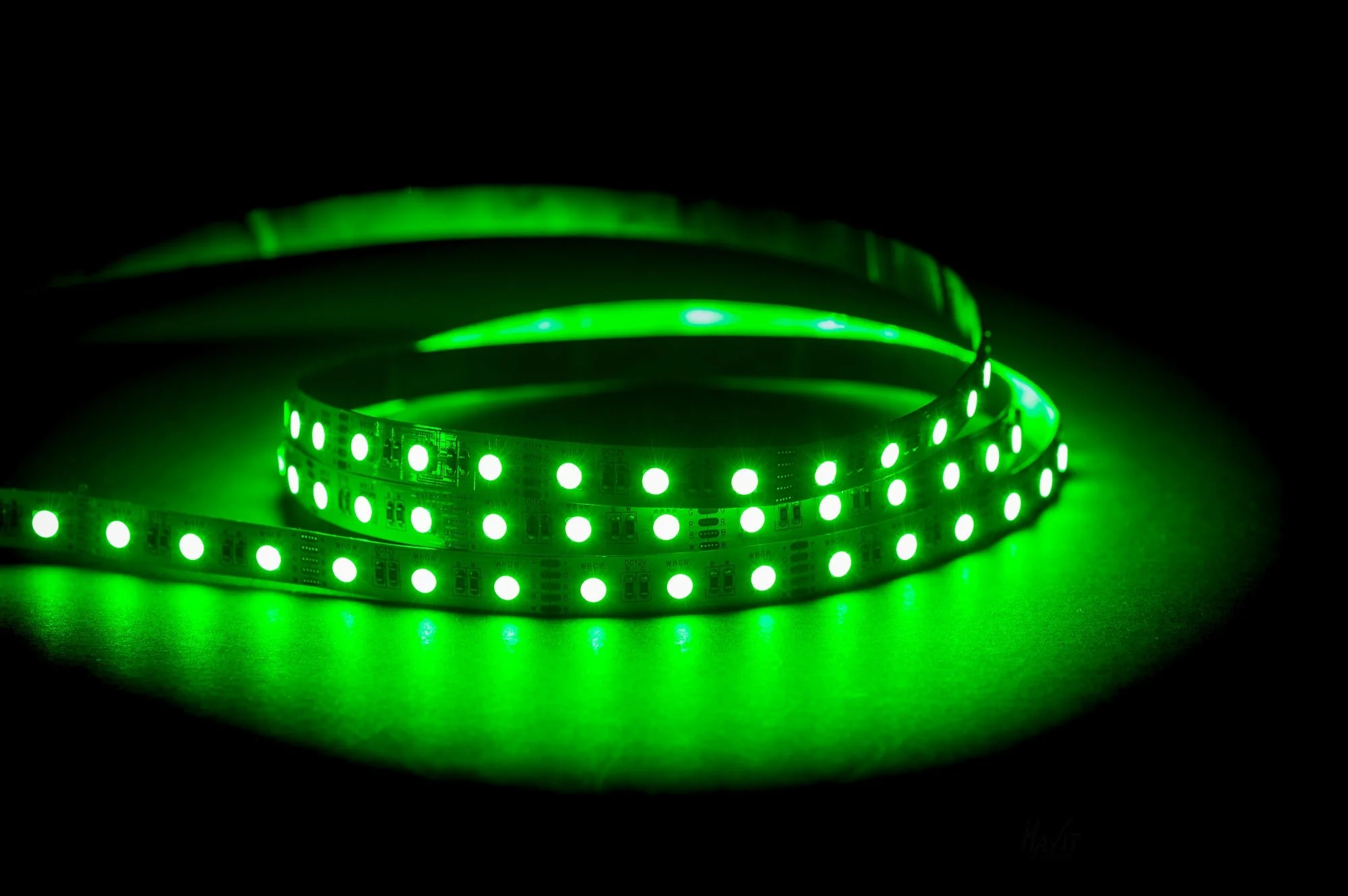 HV9751-IP20-60-RGBC - 14.4w IP20 RGB + 5500k LED Strip (RGBC) - Image 3