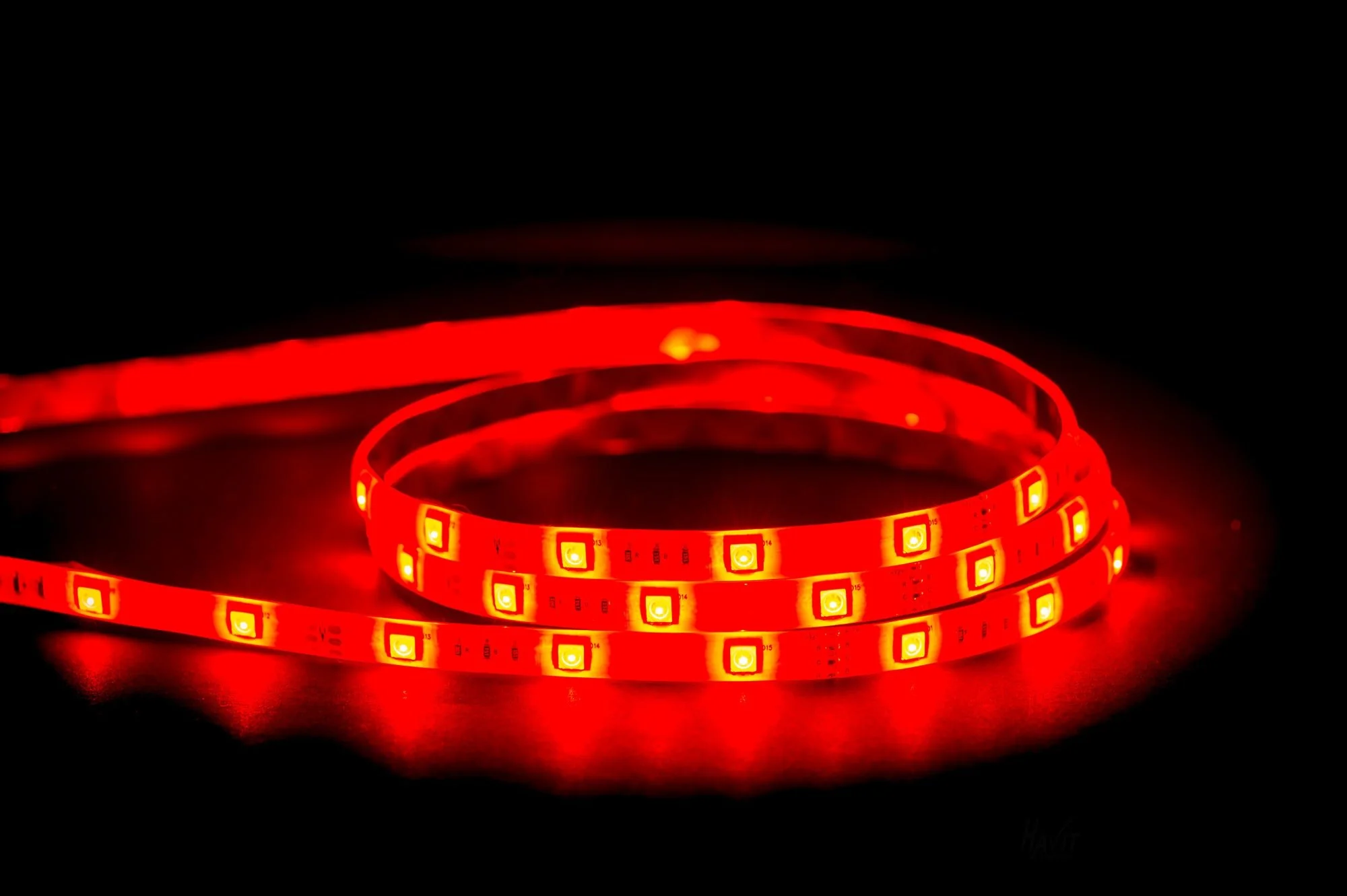 HV9750-IP54-30-RGB - 7.2w IP54 RGB LED Strip - Image 4