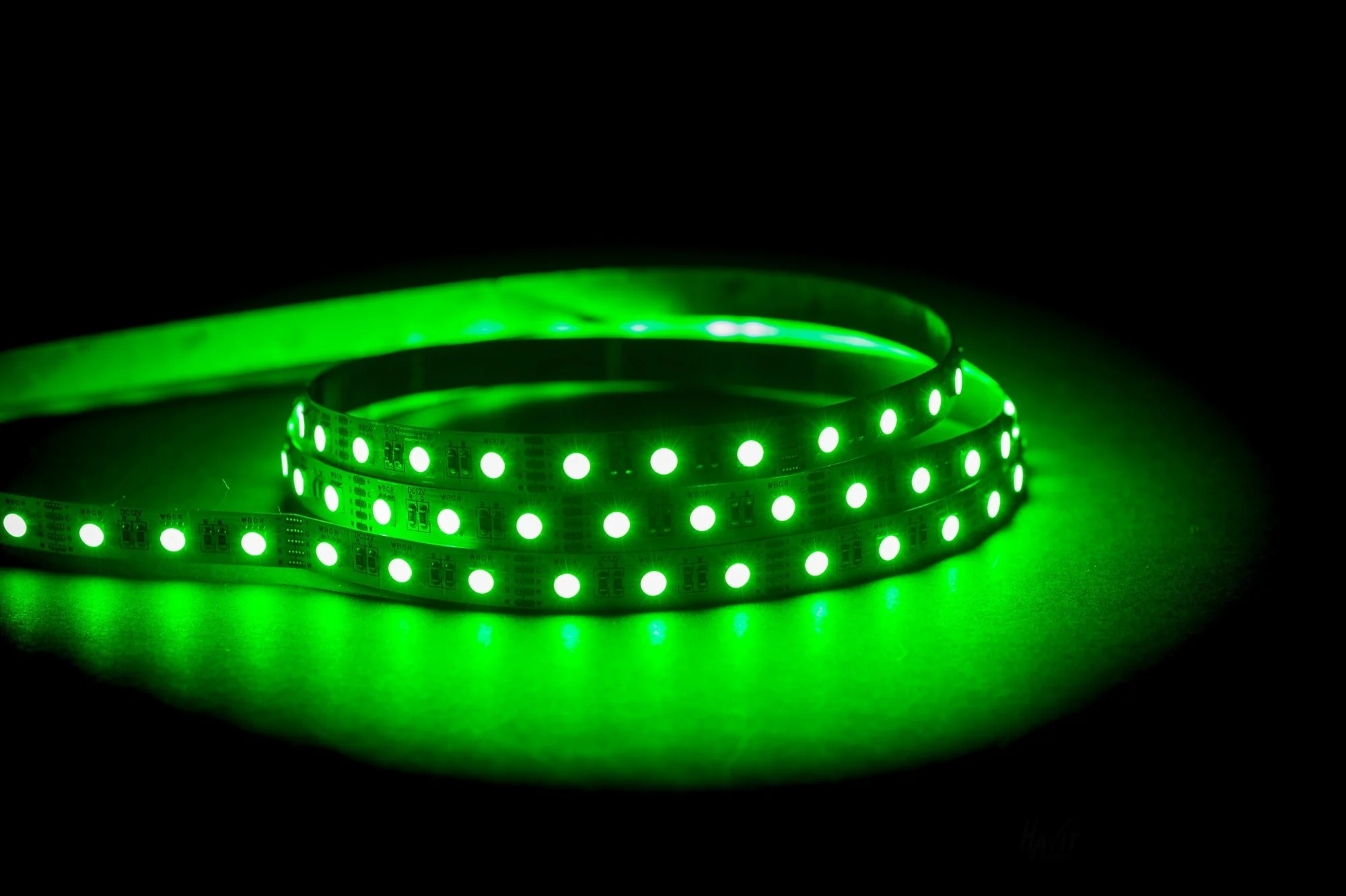 HV9751-IP20-60-RGBW - 14.4w IP20 RGB + 3000k LED Strip (RGBW) - Image 5