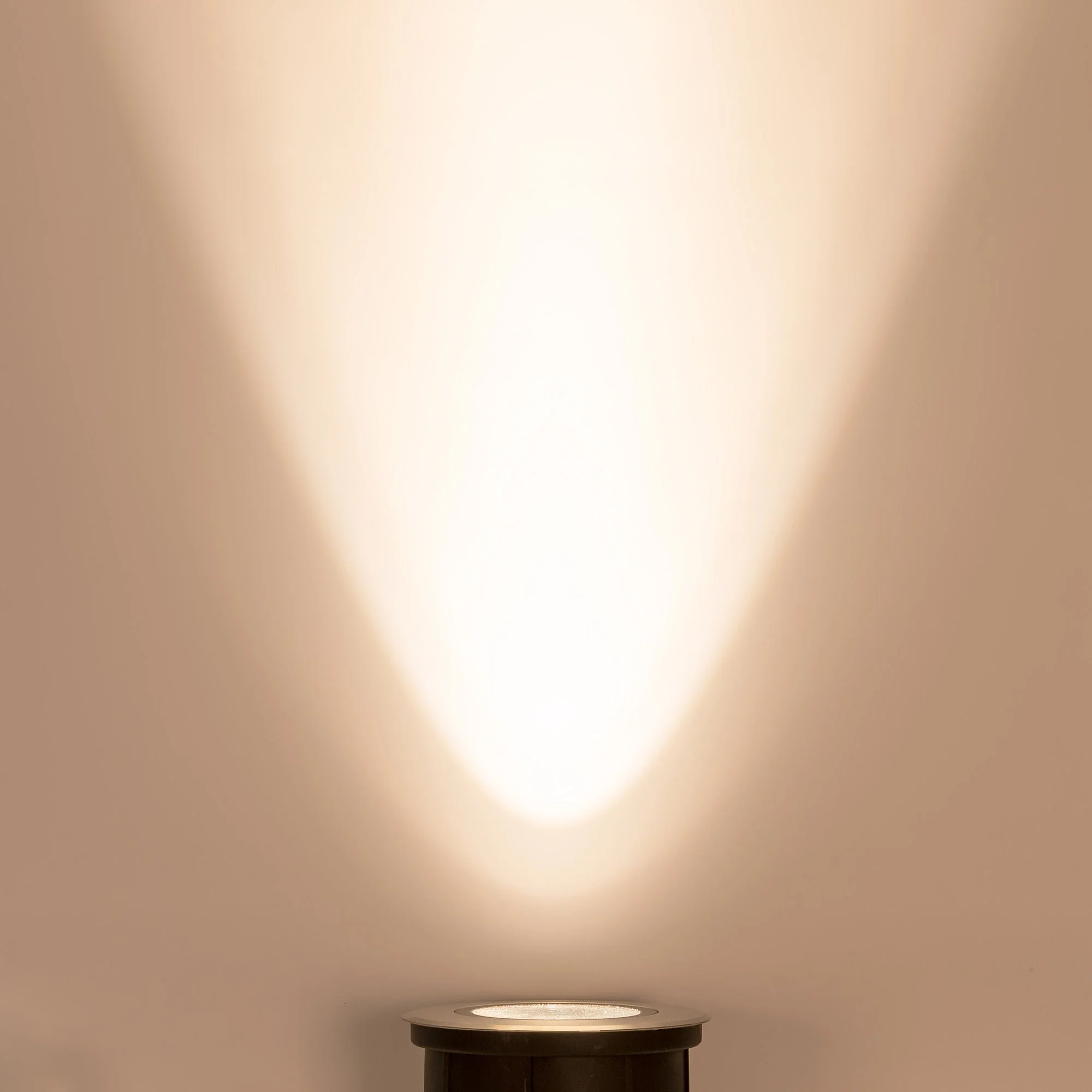 HV1834T-12V | HV1834T-240V - Klip 316 Stainless Steel 30w Narrow Beam LED Inground Light - Image 9
