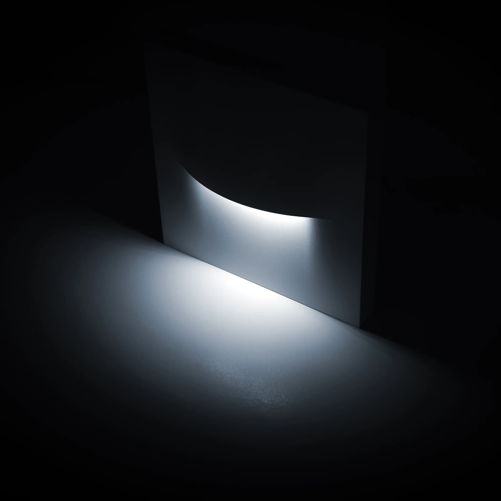 HV3228T-WHT - Lisca Aluminium White Square LED Wall Light - Image 7