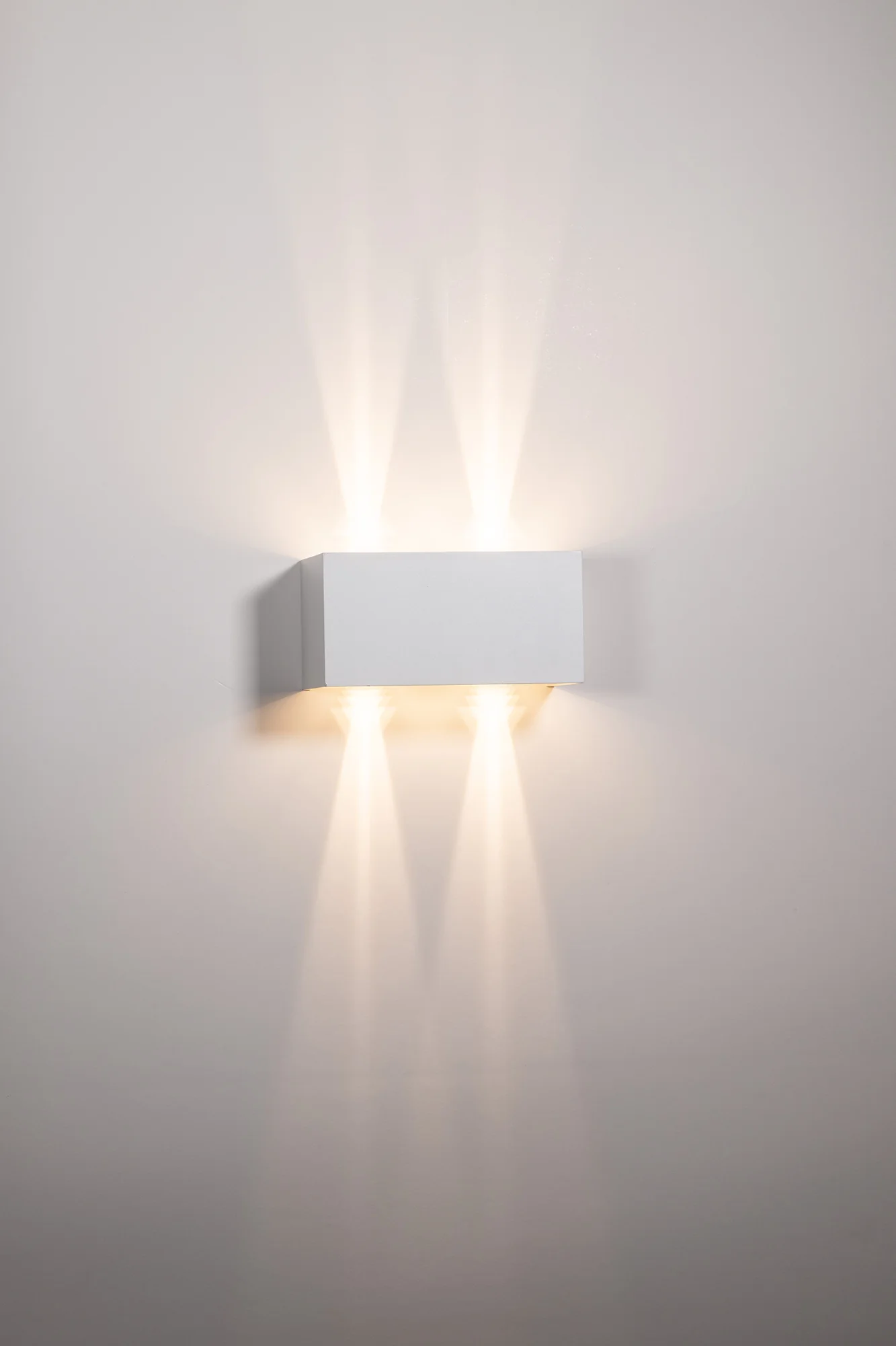 HV36582T-WHT-SQ - Versa White Square Up & Down Wall Light - Image 6
