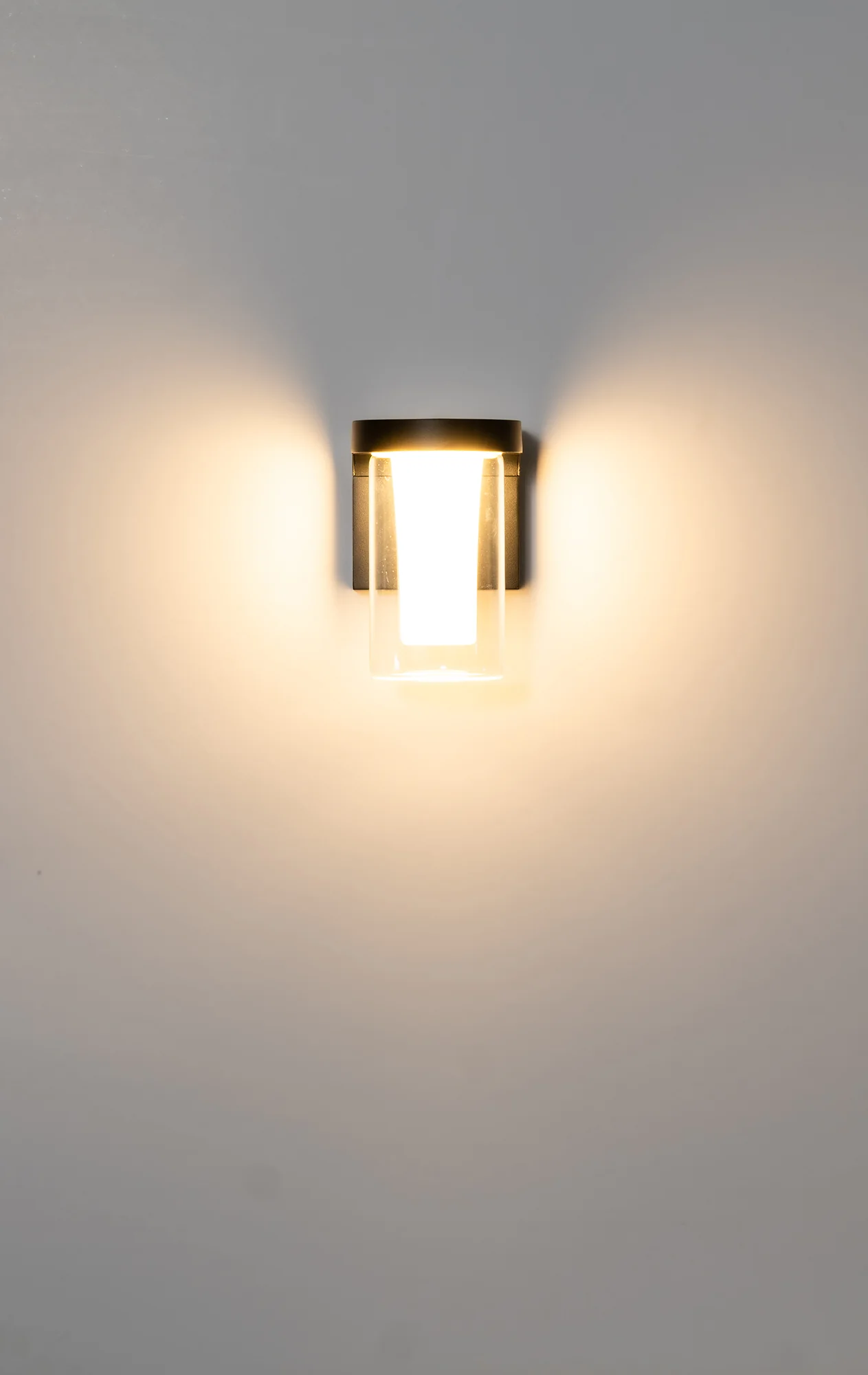 HV3691T-BLK-240V - Otaner Black LED Wall Light - Image 5