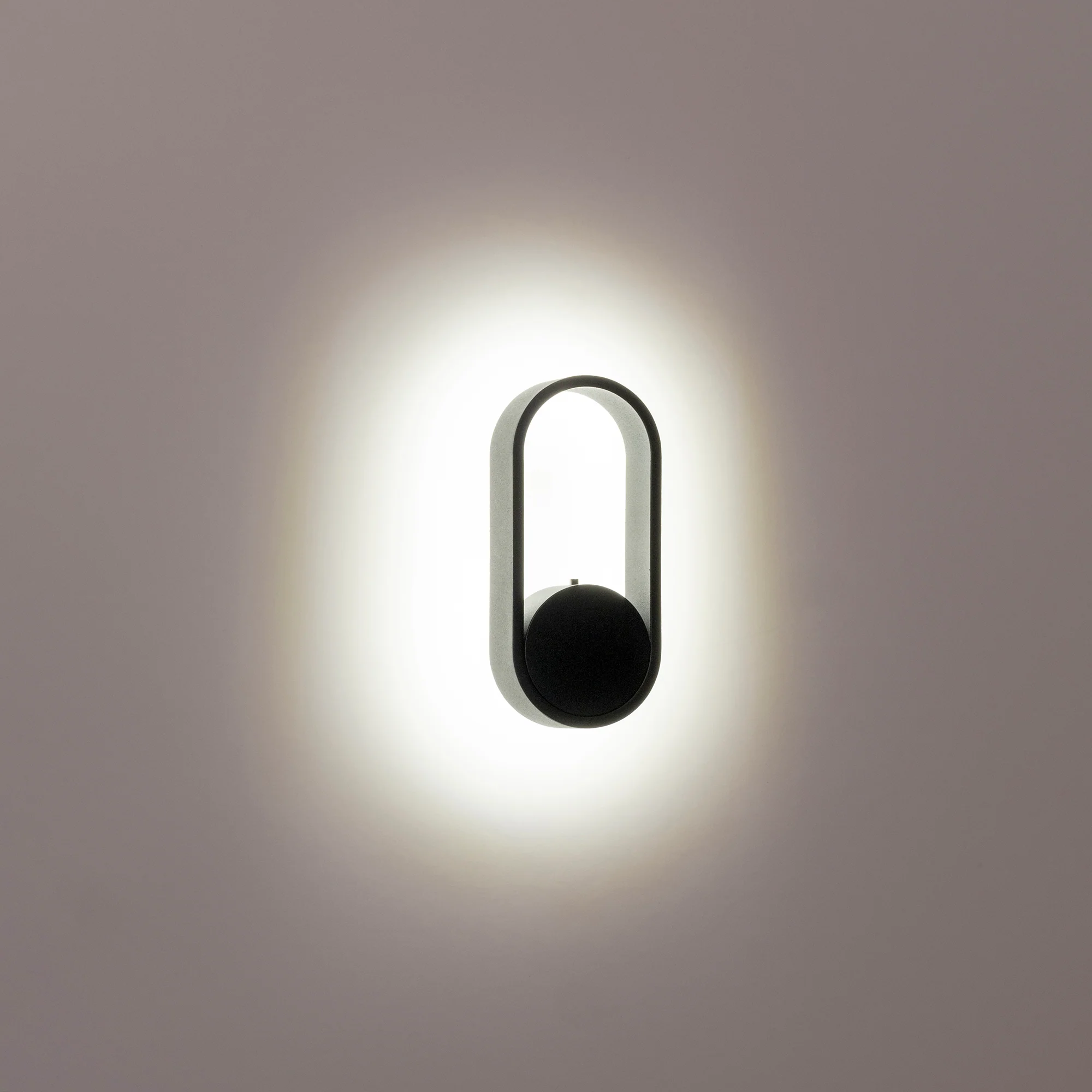 HV8080T-BLK - Ovale Black Wall Light - Image 8