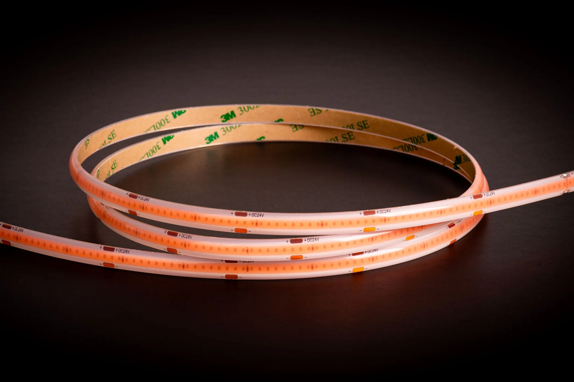 HV9761-IP54-320-V - 9.6w IP54 24v DC Violet COB Dotless LED Strip - Image 3